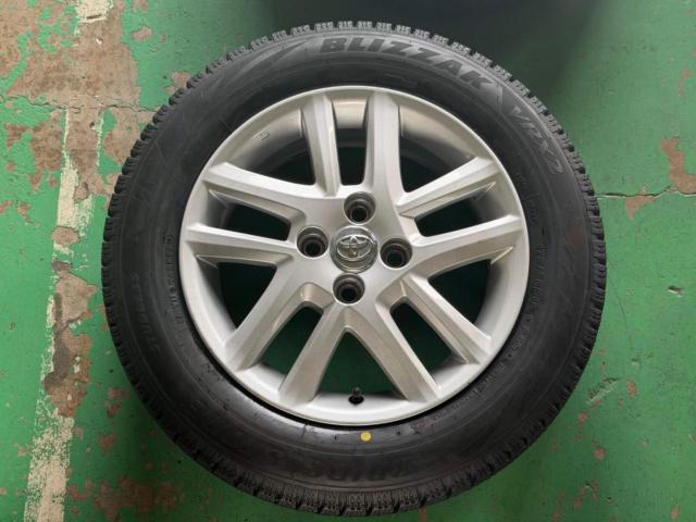 ☆24年製 国産タイヤ!☆【トヨタ純正】カローラフィールダー 純正ホイール  + 【BRIDGESTONE(ブリヂストン)】BLIZZAK VRX2