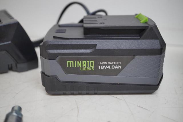 MINATO (ミナトワークス ) エアーコンプレッサー CP-1851PRO 充電式/100Vハイブリッド型