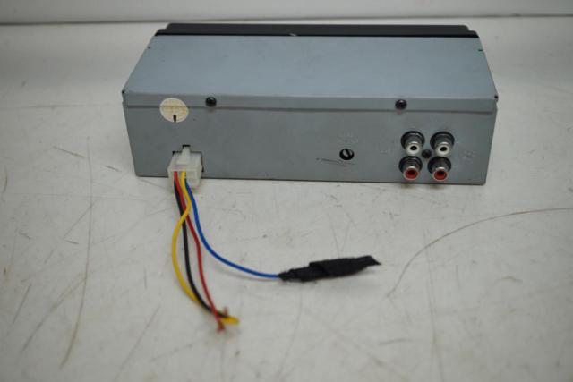 1DIN
Quadruple audio
Meter
