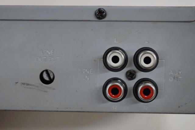 1DIN
Quadruple audio
Meter