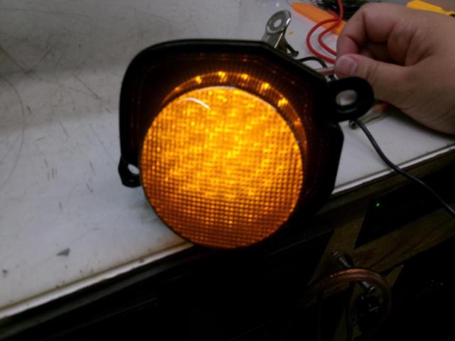 Unknown Manufacturer
Sequential
A turn signal
Right and left
