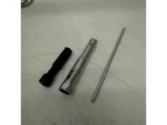 【めっけもんコーナー】車載用プラグレンチ16mm+ドライバー