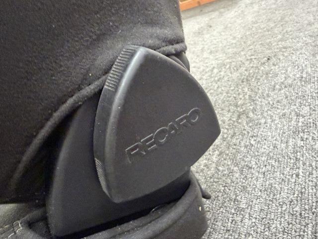 RECARO
SR-7
SK100
BK