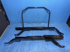 RECARO
Fit / GE
Seat rail
RH (right)