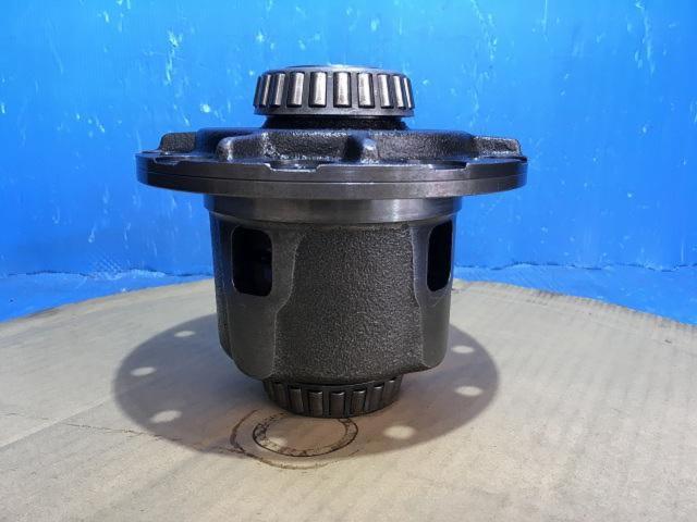 TRD
Mark Ⅱ / JZX110
2-way mechanical LSD/differential