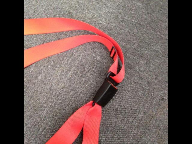 Sabelt
4-point seat belt
2 inches