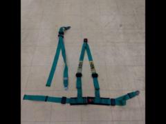 TOM'S
Racing
(TOMS Racing)
4-point seat belt
2 inches
green