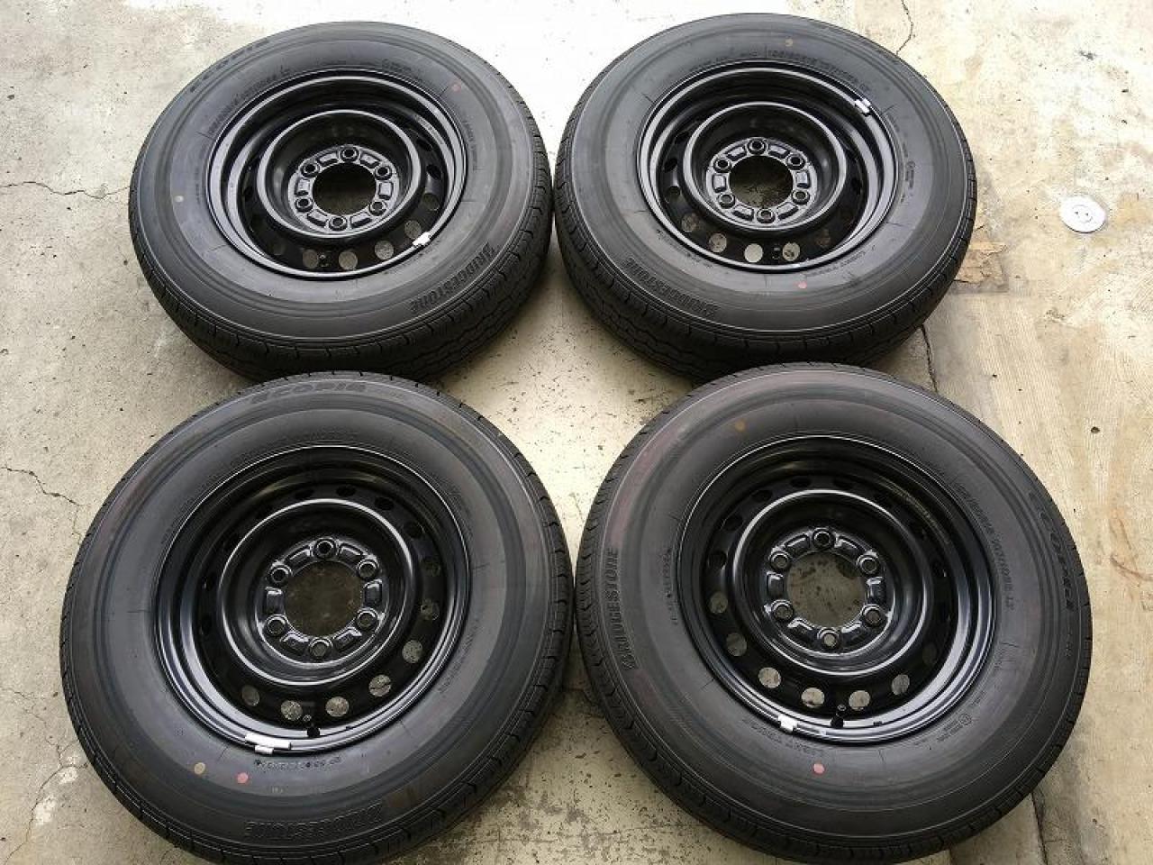 Toyota
Hiace 200 genuine
+
BRIDGESTONE
ECOPIa
RD613
195 / 80R15
107 / 105N
LT