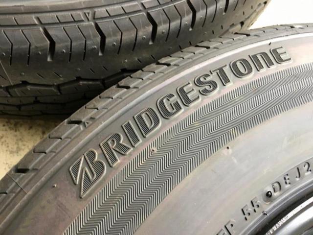 Toyota
Hiace 200 genuine
+
BRIDGESTONE
ECOPIa
RD613
195 / 80R15
107 / 105N
LT