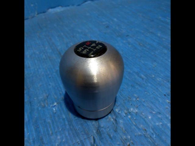 Mitsubishi
(MITSUBISHI)
Genuine option shift knob
5-speed MT
M10xP1.25