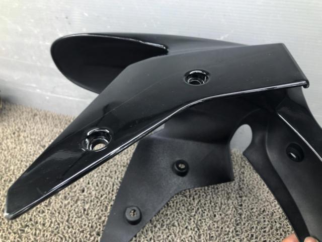 KAWASAKI
Genuine front fender