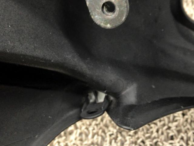 KAWASAKI
Genuine upper cowl