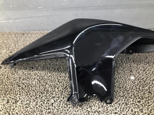 KAWASAKI
Genuine tail cowl