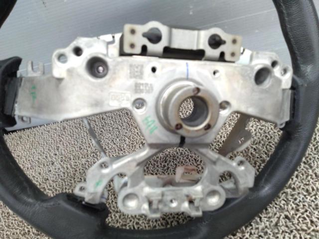 NISSAN
Genuine steering