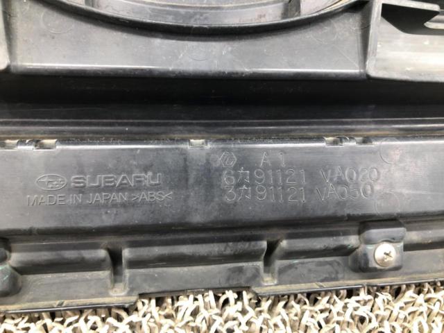 SUBARU 純正フロントグリル