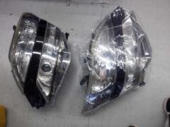 TOYOTA genuine
Headlight