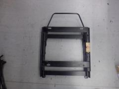 [Only passenger side] manufacturer unknown
Low position seat rail