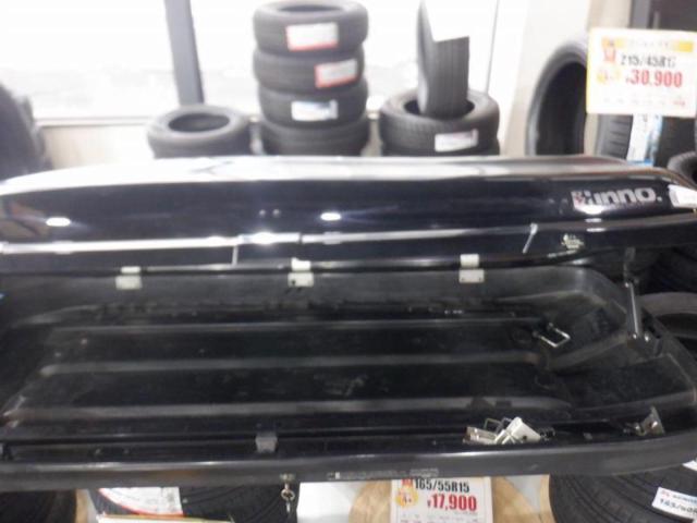 INNO
BR33
Roof box