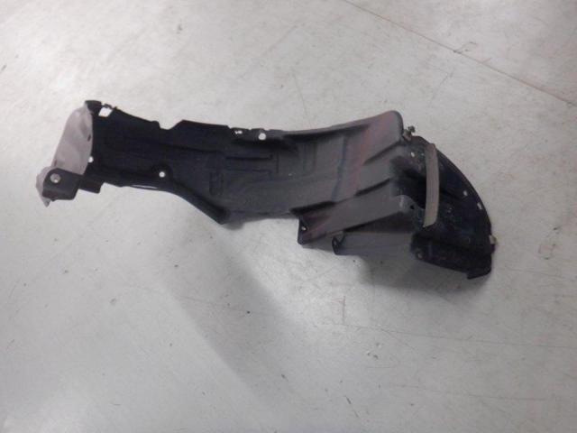 TOYOTA genuine
Inner fender
The inner cover