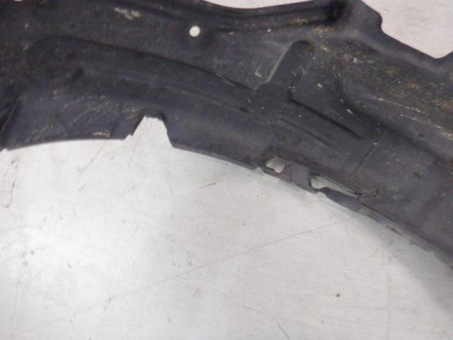 TOYOTA genuine
Inner fender
The inner cover