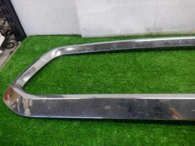 Subaru genuine
Plated grill