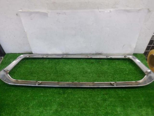 Subaru genuine
Plated grill