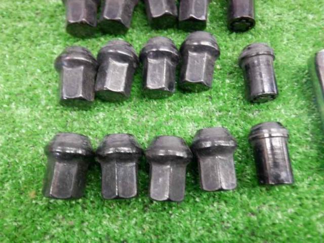 McGard ホイールロック+ブラックナットセット
