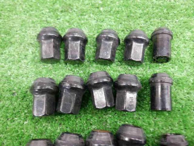 McGard ホイールロック+ブラックナットセット