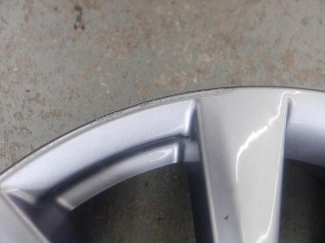 マツダ MAZDA3 純正ホイール