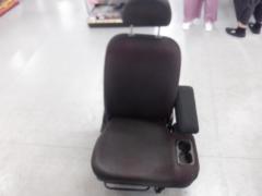 【運転席側のみ】三菱 純正シート