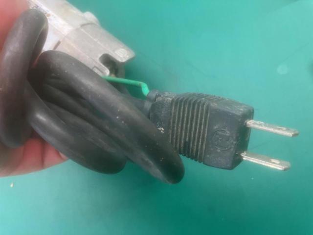 マキタ(makita)ディスクグラインダー(ジスクグラインダ)9500N