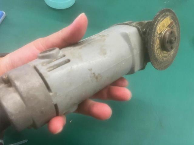マキタ(makita)ディスクグラインダー(ジスクグラインダ)9500N
