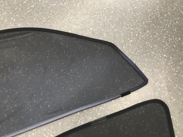 フロントドア用 メッシュサンシェード左右セット【200系ハイエース2型ナローにて使用】