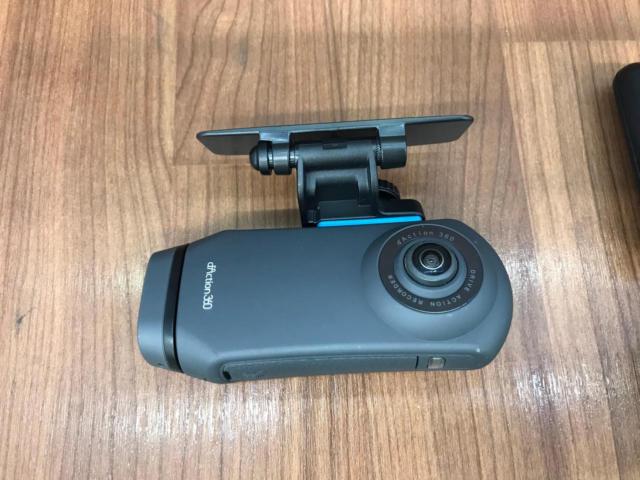 CAR-MATE
d'action 360
DC5000
+
Parking monitoring unit
DC201