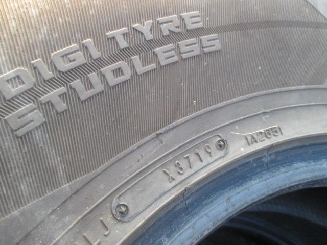 265/70R16 DUNLOP WINTERMAXX
SJ8