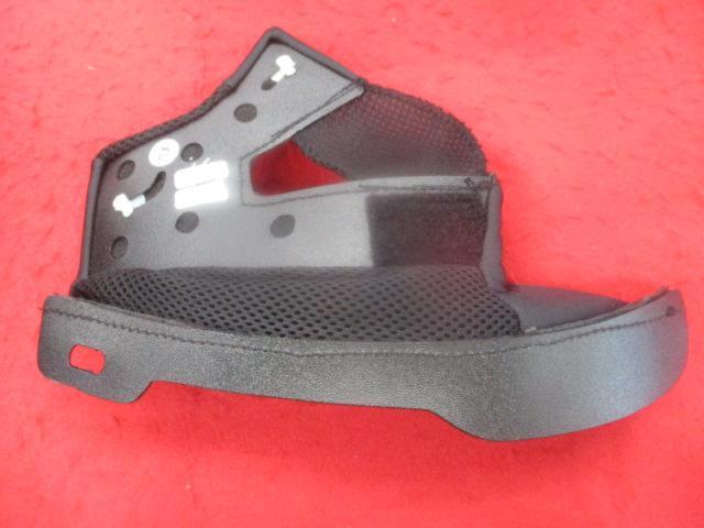 WINS
Center pad + cheek pads