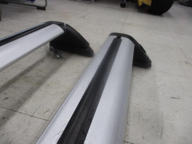 Subaru genuine
SJ Forester genuine optional carrier base
