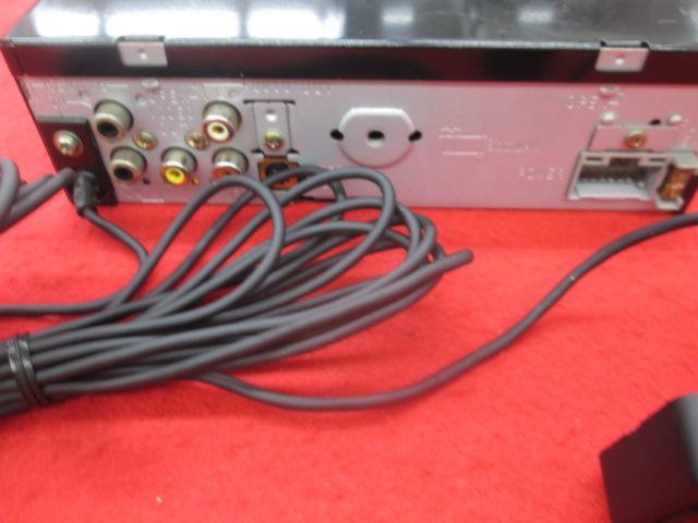 Panasonic CX-D3000D
DVD player