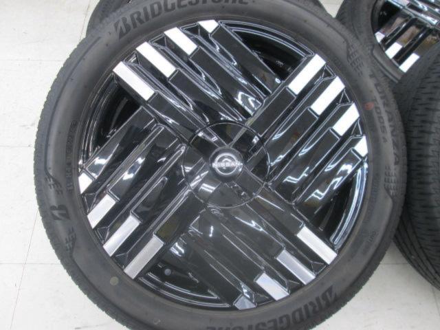 Nissan original (NISSAN)
Note Aura
E13
Late original wheel
+
BRIDGESTONE
TURANZA
T005A