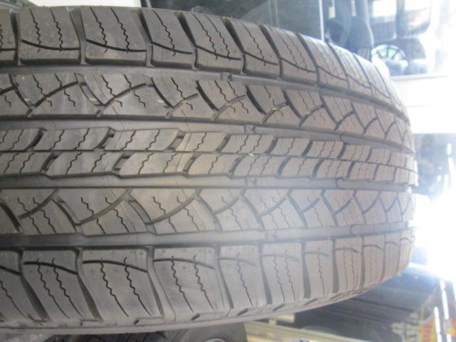 Genuine Toyota Land Cruiser Prado/150 series (late model) spoke wheels + 265/65R17 MICHELIN LATITUDE tires
TOUR