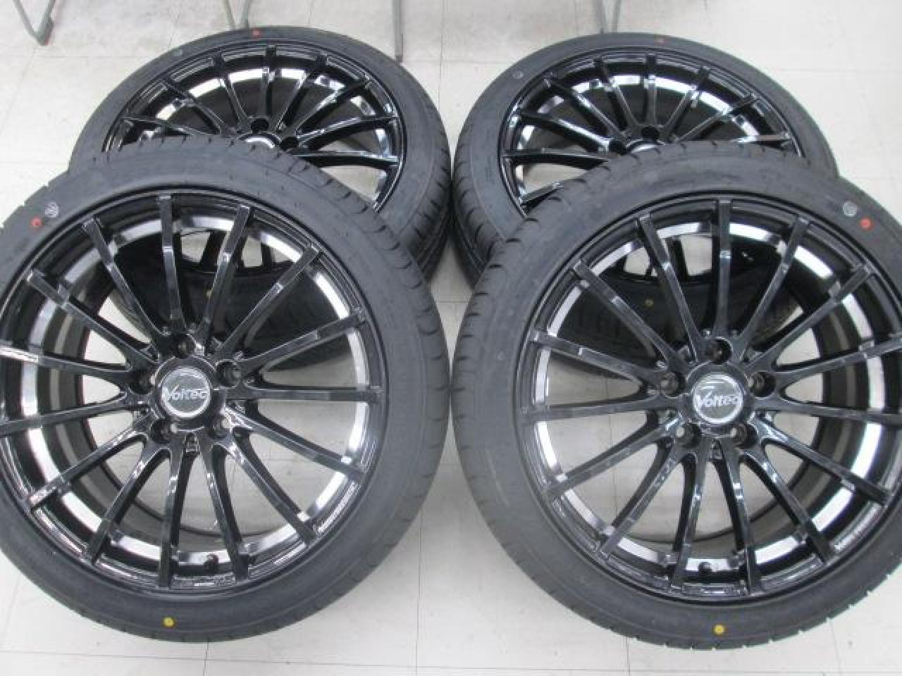 INTER
MILANO (Inter Milan)
VOLTEC (vortex)
PREMIUM
R15
+
GRENLANDER
L-ZEAL 56