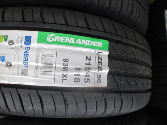 INTER
MILANO (Inter Milan)
VOLTEC (vortex)
PREMIUM
R15
+
GRENLANDER
L-ZEAL 56
