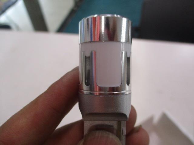 fcl LED バルブT20