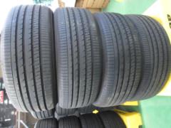 YOKOHAMAADVAN
dB
215 / 45R18