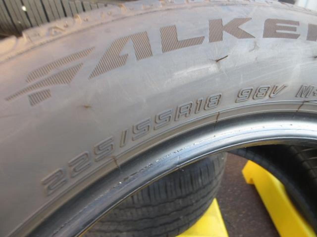 FALKEN
ZIEX
ZE001A
A / S
*This product includes tires only.*
