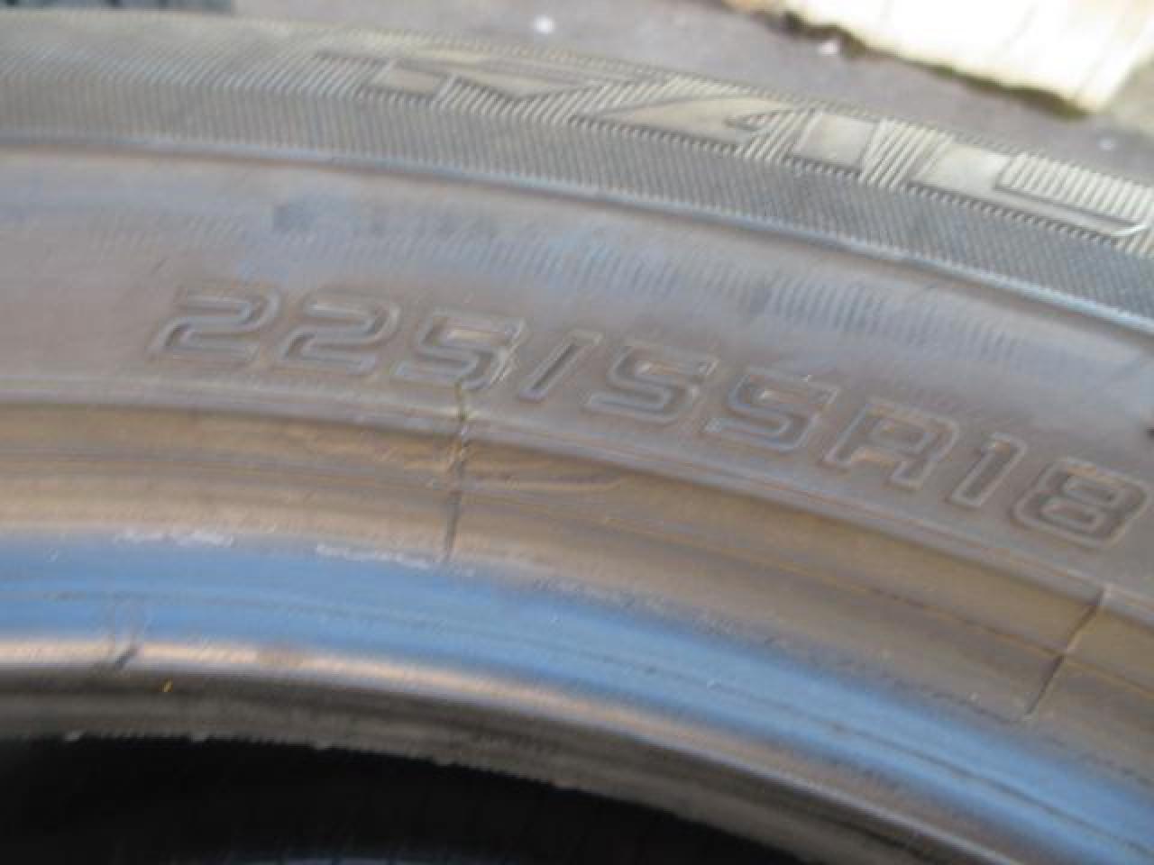 FALKEN
ZIEX
ZE001A
A / S
*This product includes tires only.*