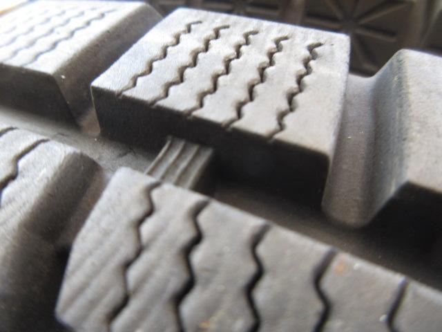 BRIDGESTONE
TOPRUN
5-spoke
+ GOODYEAR
ICE
NAVI
SUV