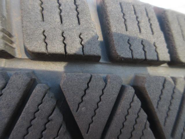 BRIDGESTONE
TOPRUN
Spoke wheels + BRIDGESTONE
BLIZZAK
DM-V3