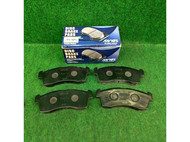 ADVICS
Front brake pad