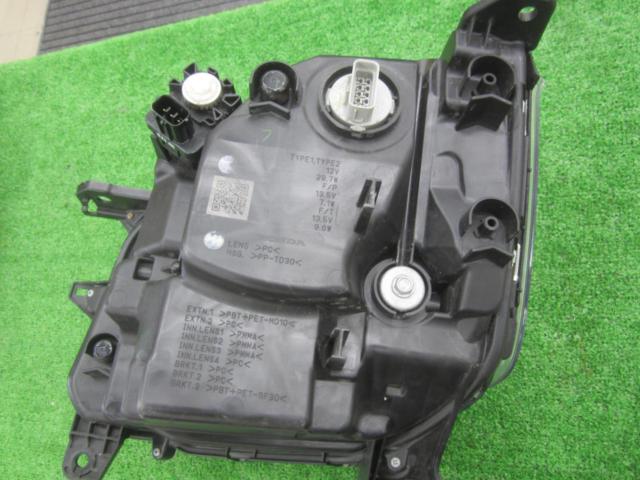 【ホンダ純正】N-BOX/JB3/4  右側